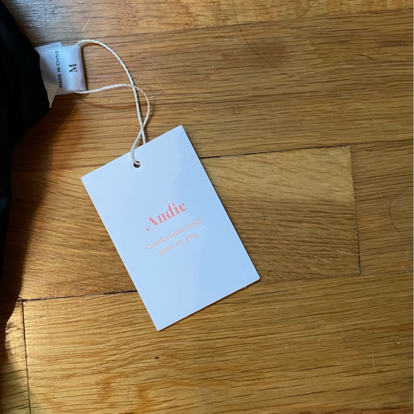 Andie Swim Black Santorini 1 Piece -size M. NWT - Picture 5 of 5